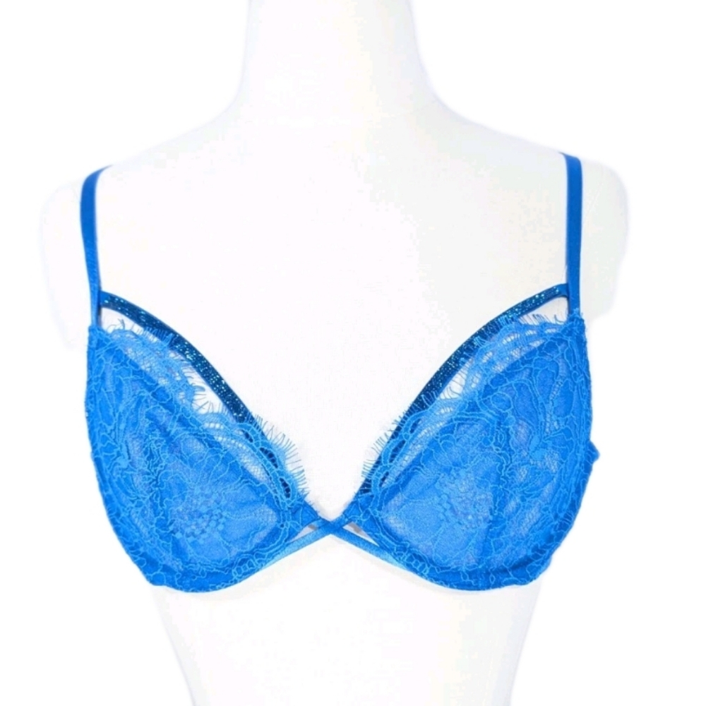 Victoria's Secret Very Sexy Bra 34DD New Women Sheer Lace Demi Underwire crystal